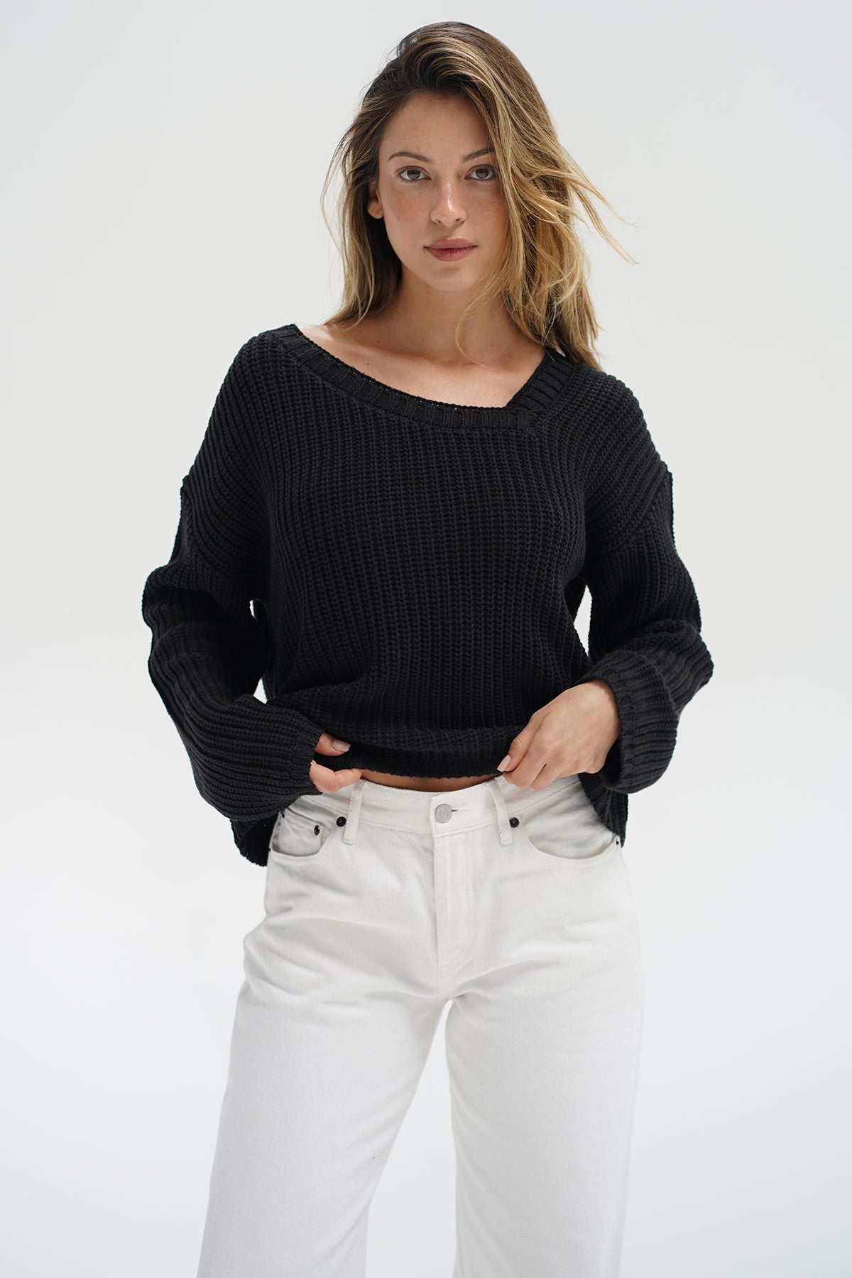 LNA Angle V neck Sweater in black 