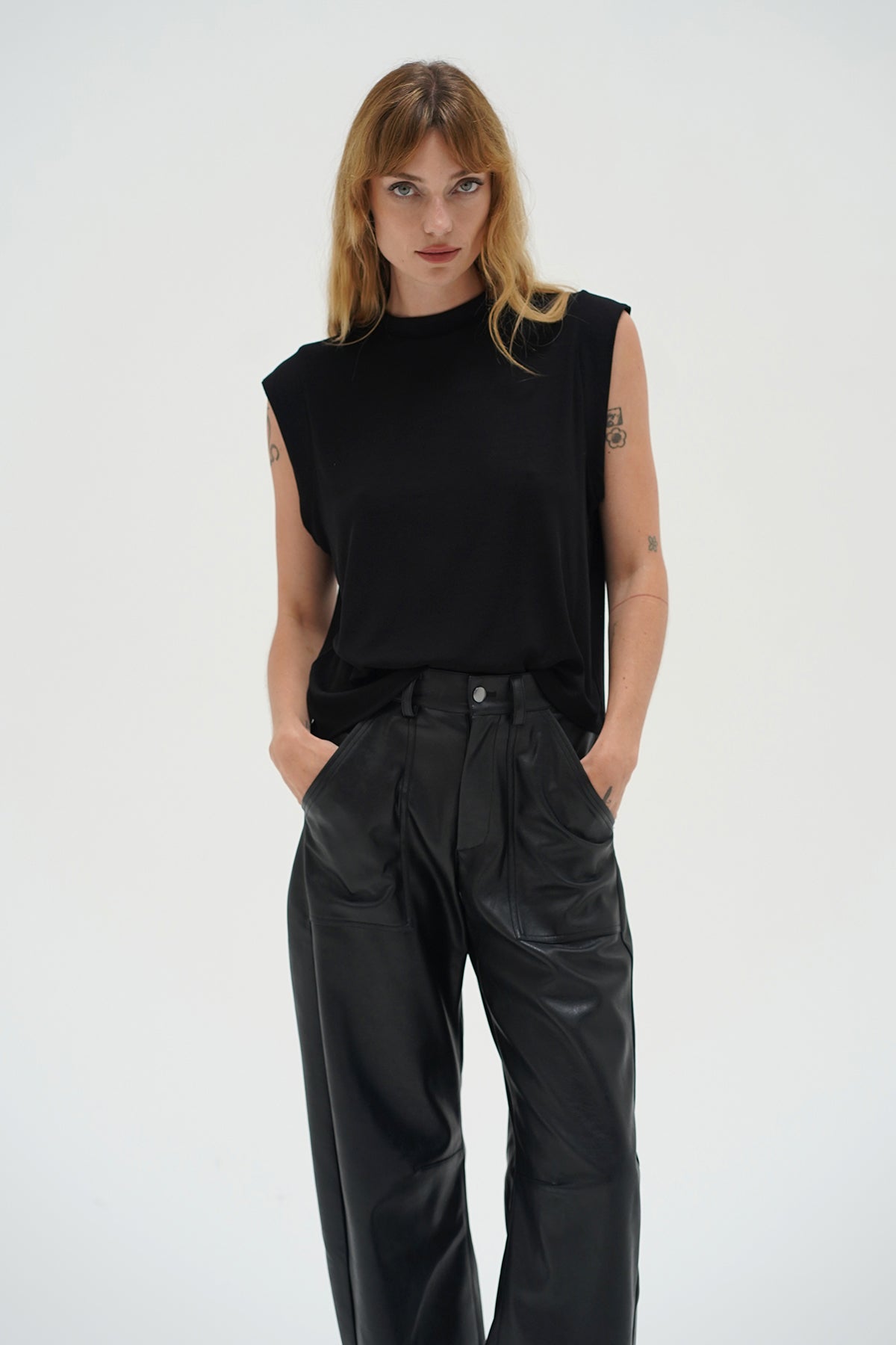 LNA Oren sleeveless top in black 