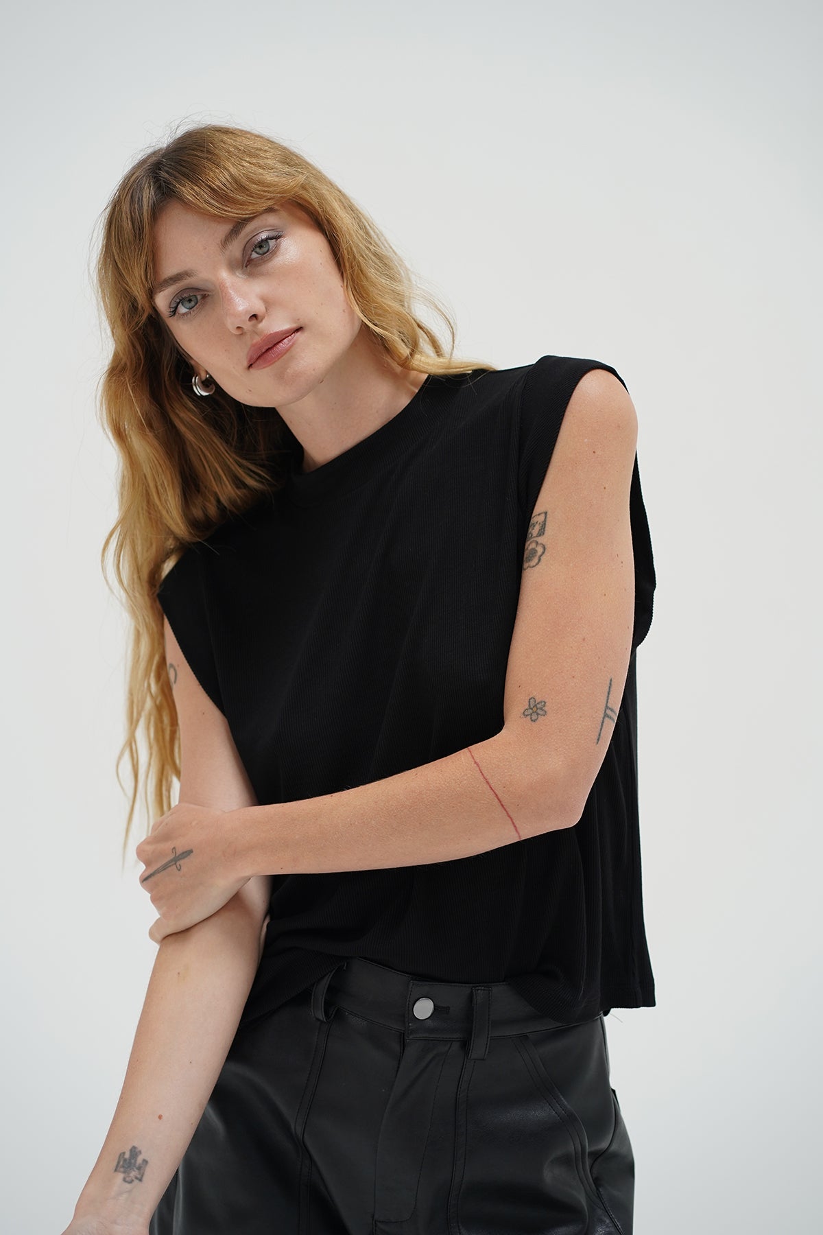 LNA Oren sleeveless top in black 