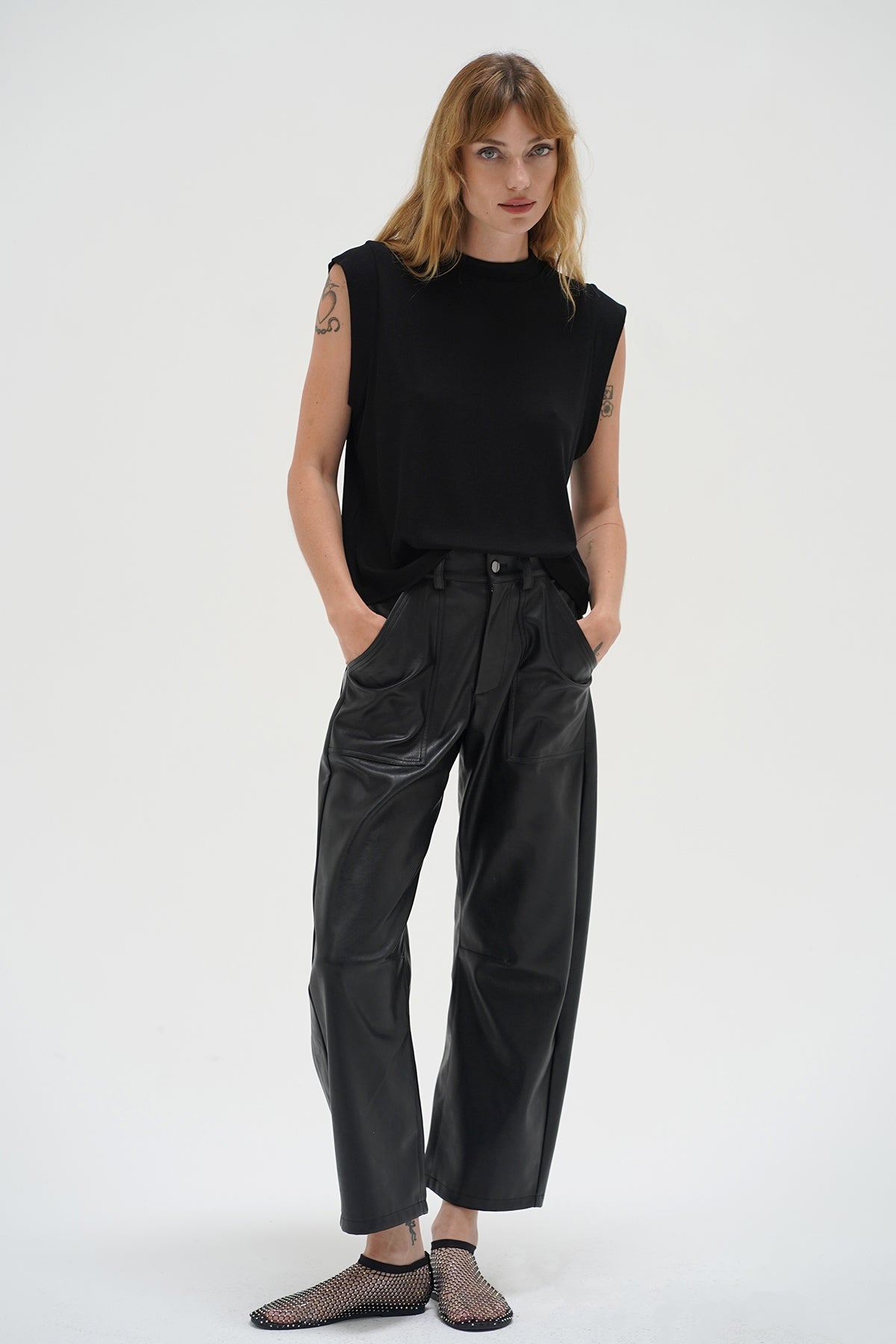 LNA Oren sleeveless top in black boxy fit