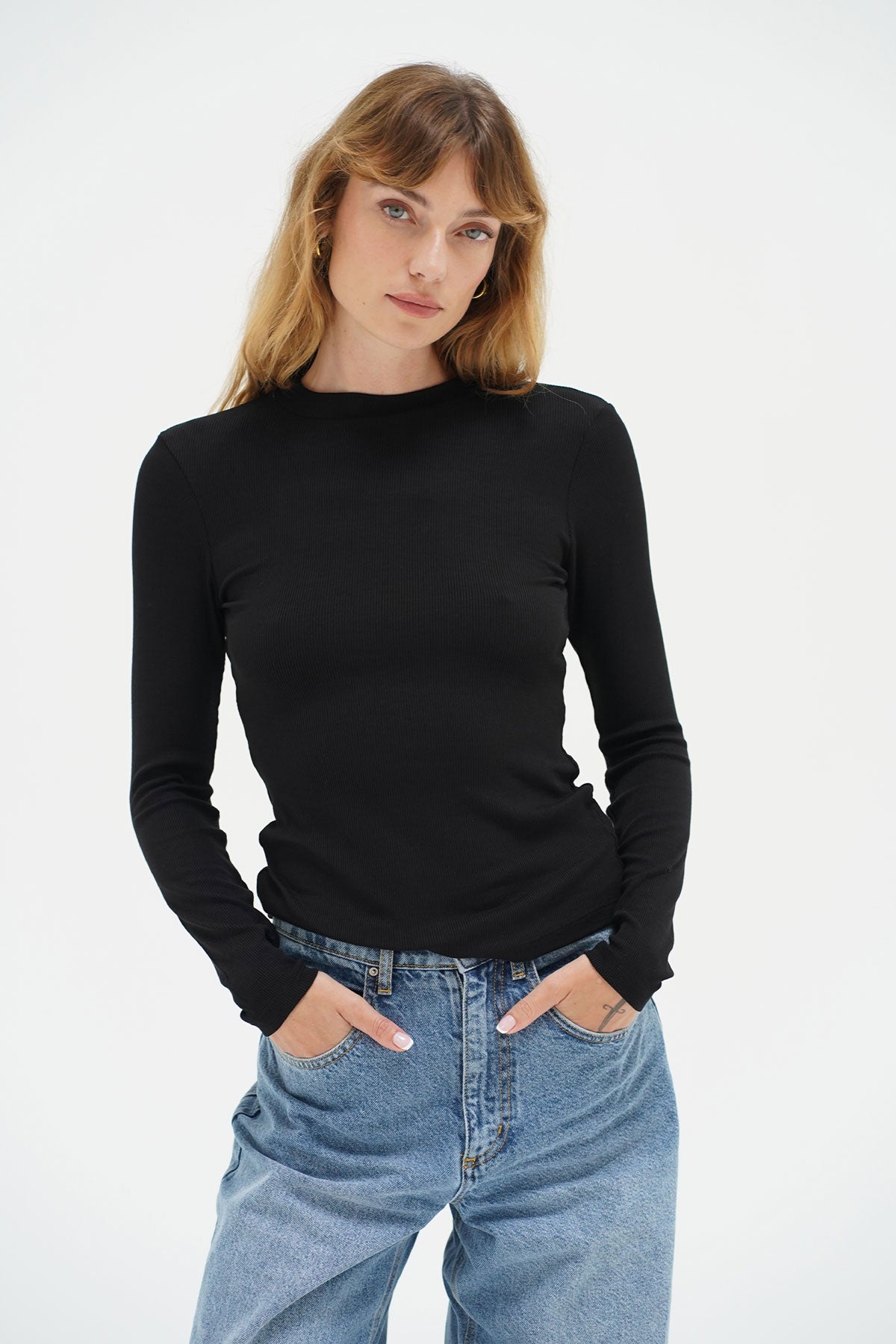 LNA Dalston Ribbed Long Sleeve in Black