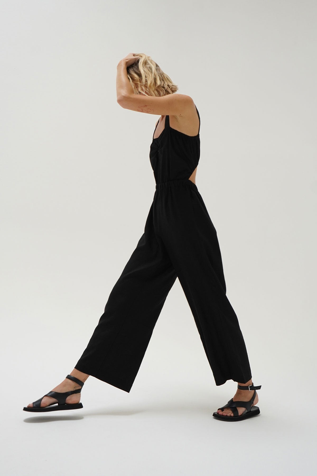 La Rosa Linen Jumpsuit in Black