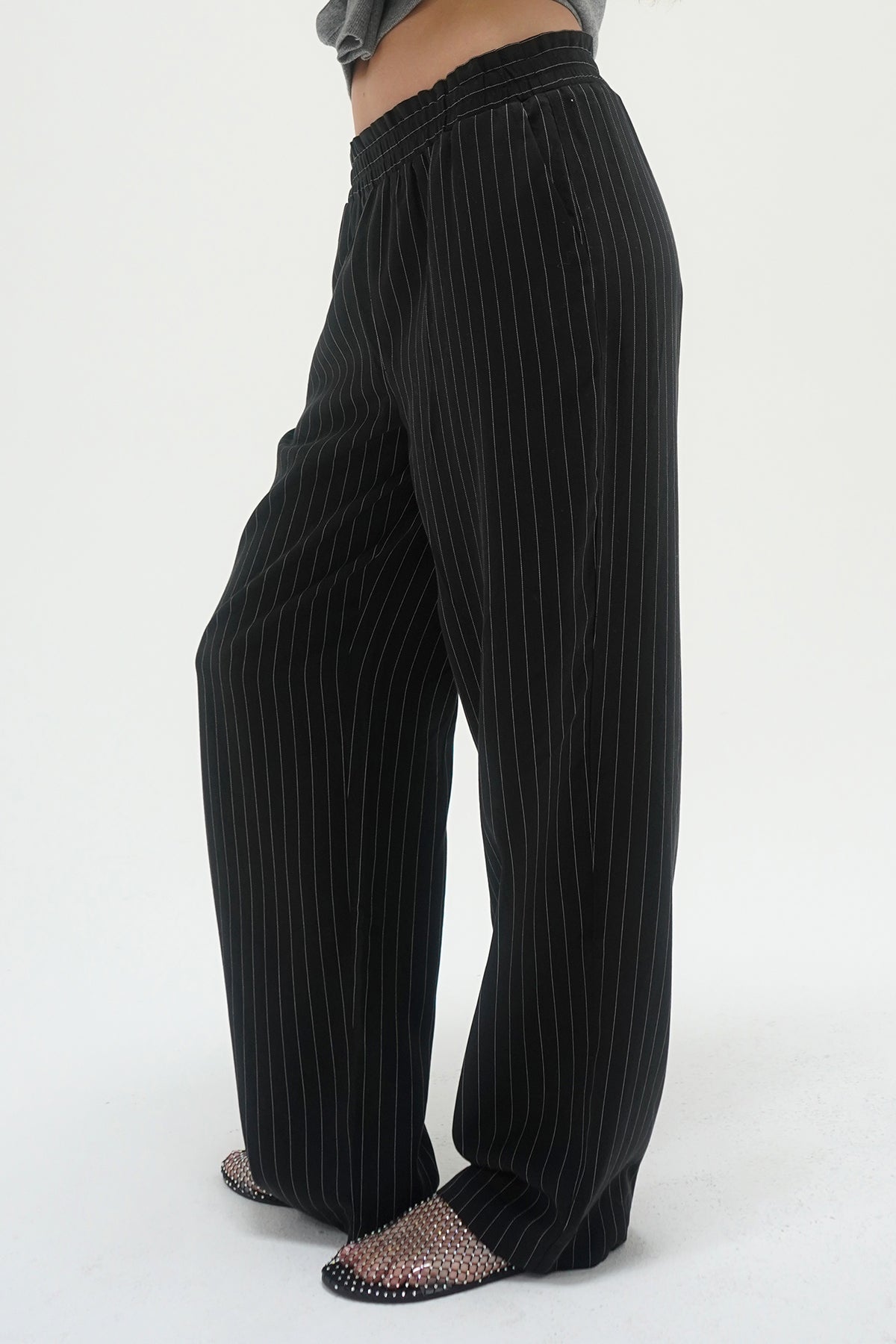 Santo pant pinstripe in black