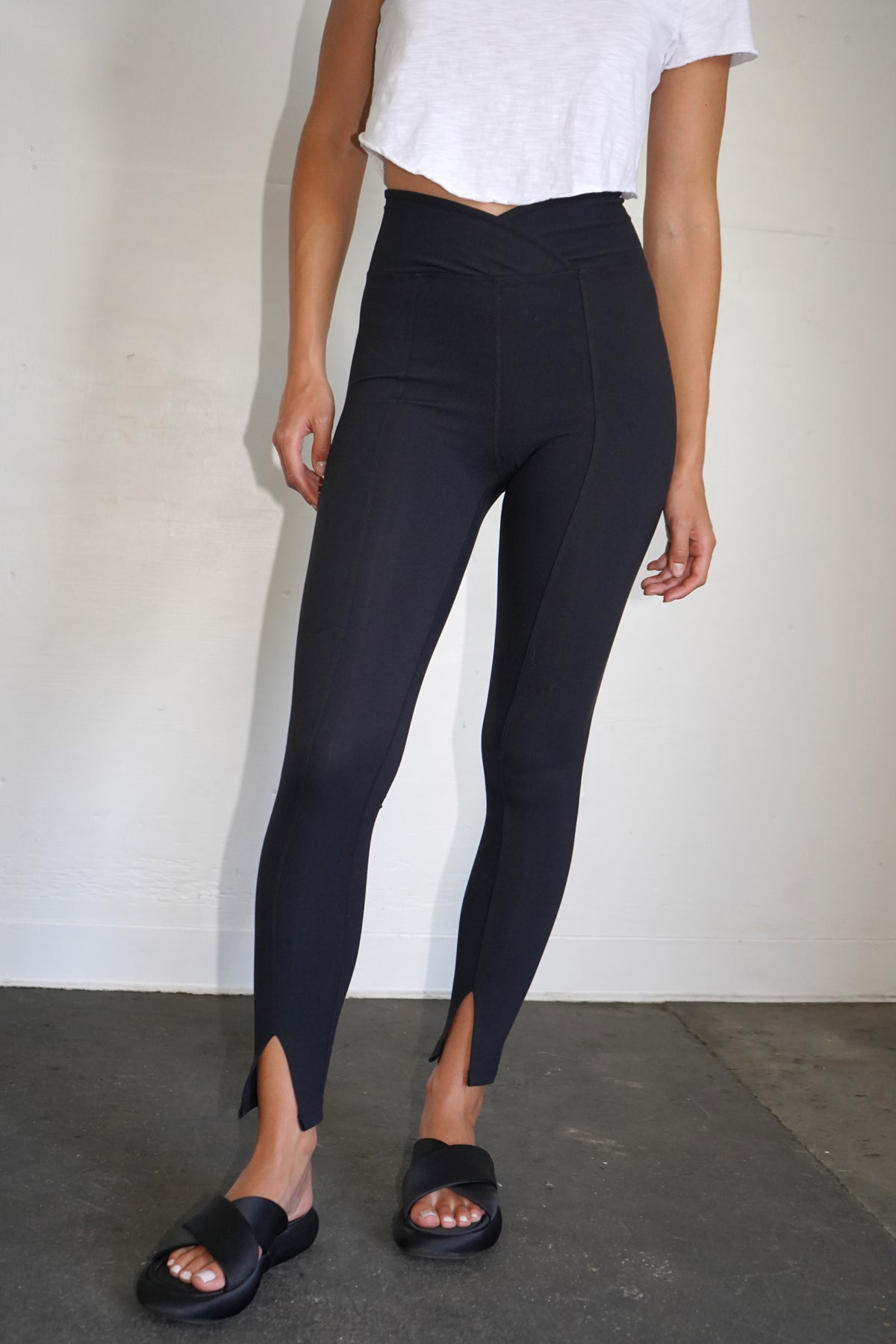 Active Life Women's Zip Pocket High Rise Warm Fleece Lined Leggings (Black  Heather Grey, L) - Walmart.com